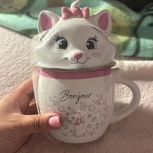 Aristocats Marie Mug with Lid